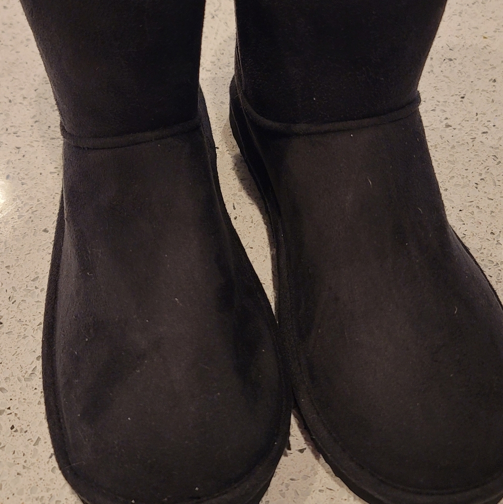 H&M Ankle boots with faux shearling lining
